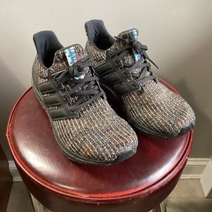 Adidas UltraBoost Sz10